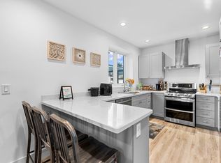 3144 N Spaulding Ave #1, Chicago, IL 60618