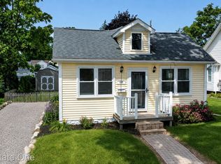 109 N Andrews St, Lake Orion, MI 48362