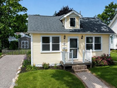 109 N Andrews St, Lake Orion, MI, 48362