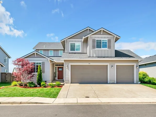 1397 Farmington Dr, Junction City, OR 97448