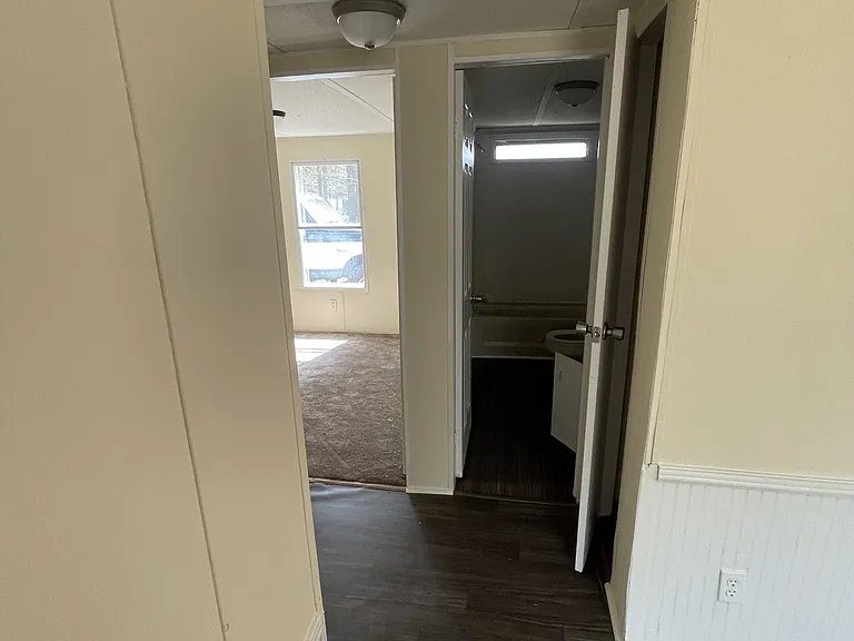 251 New Cassel Dr — Photo 8
