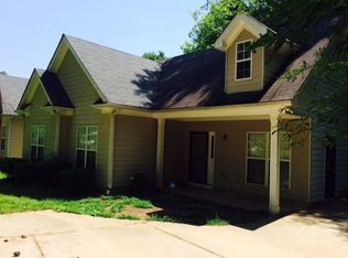 801 Bolton Rd NW, Atlanta, GA 30331