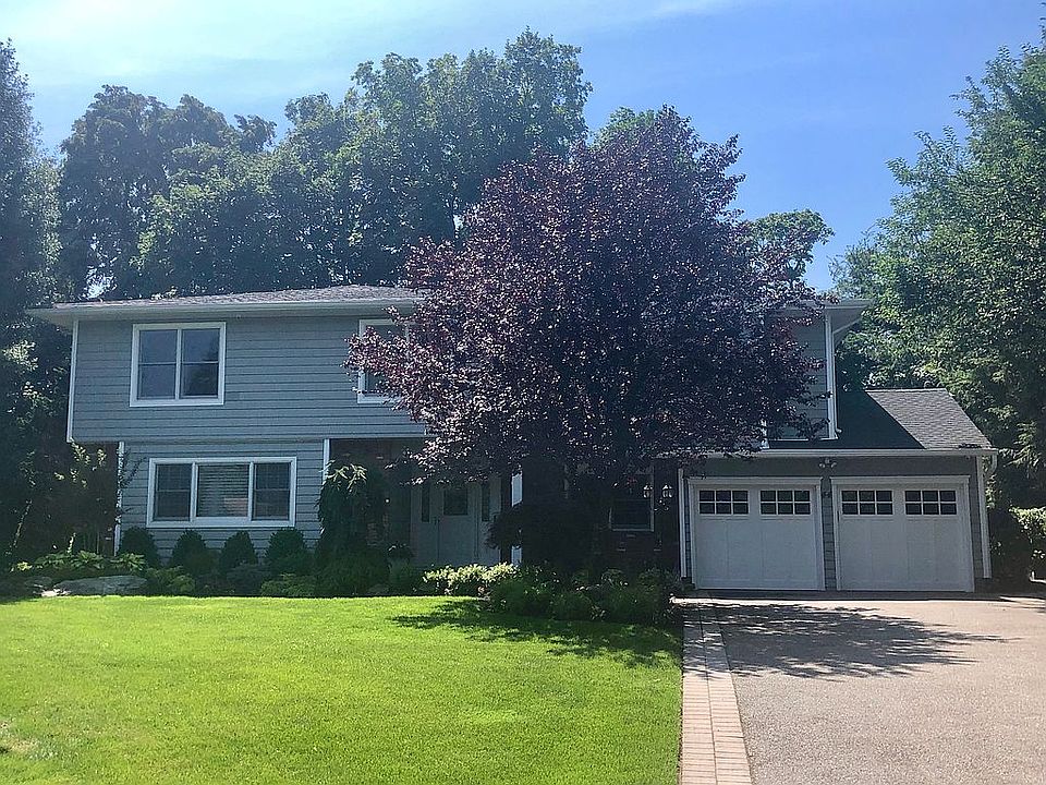 1st image of 44 Colgate Ln
