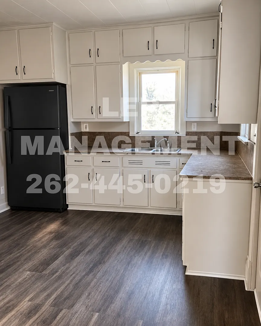 4909 14th Ave — Photo 1