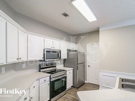 5th image of 4073 Beaver Oaks Dr
