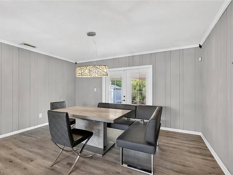 1420 Maravilla Ave — Photo 15