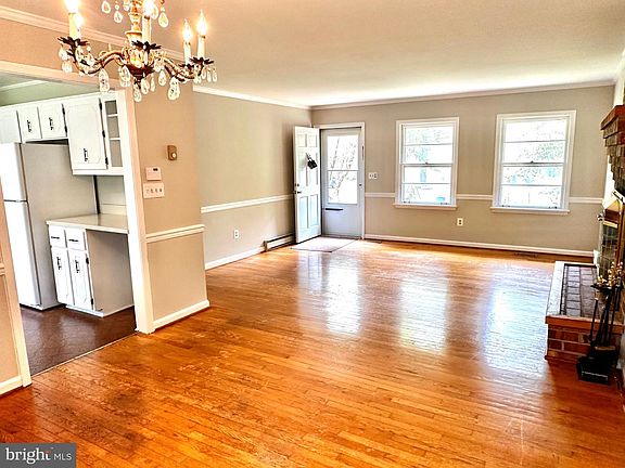 5th image of 14110 Catalpa Dr