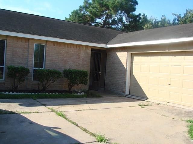 1st image of 6603 Maczali Dr