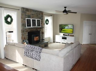 9140 Megatha Ln, Owings, MD 20736