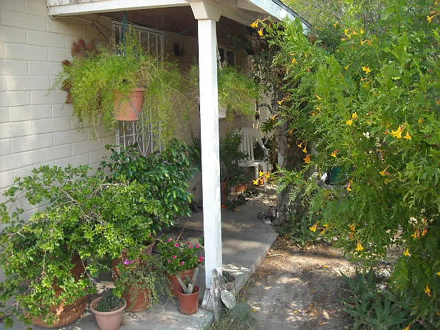 3137 E Kleindale Rd — Photo 6