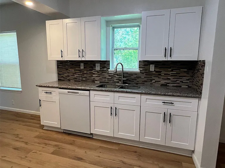 1824 Biovu Dr — Photo 7