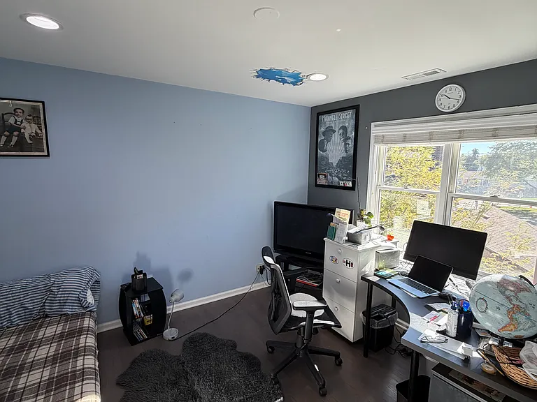 bedroom 1, view 2