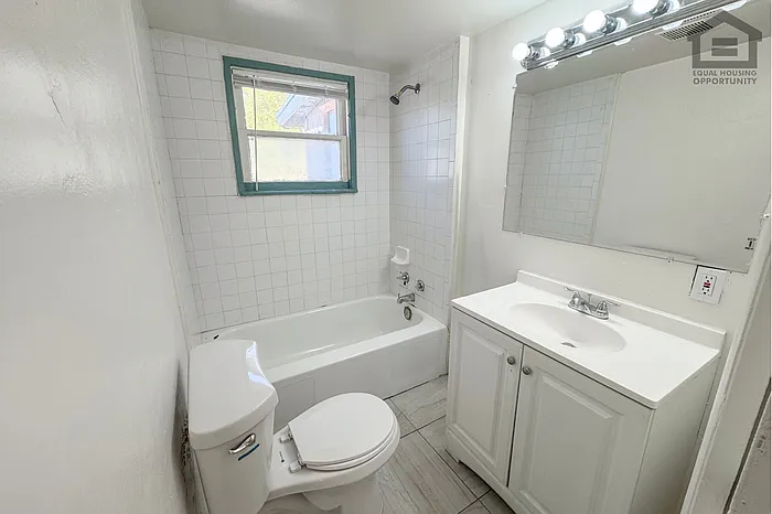 308 E Vogel Ave #3 — Photo 17