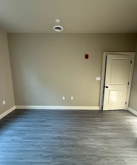 255 Washington Ave #7 — Photo 1