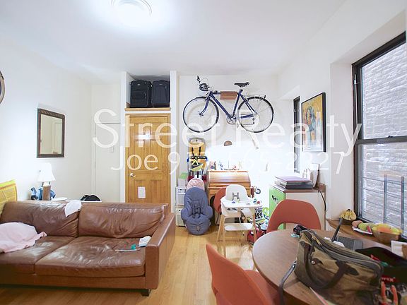 3rd image of 294 W 92nd St APT 2B