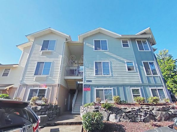 2950 NW Tyler Ave #305