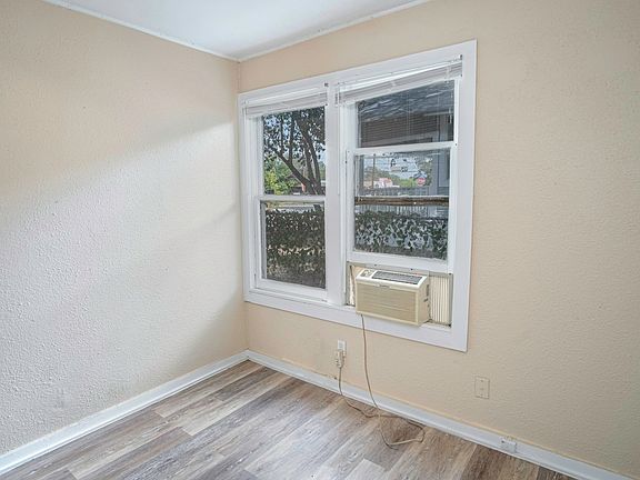 2nd image of 342 Vine St #A