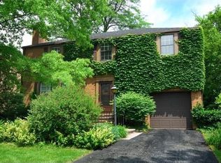 137 The Ln, Hinsdale, IL 60521