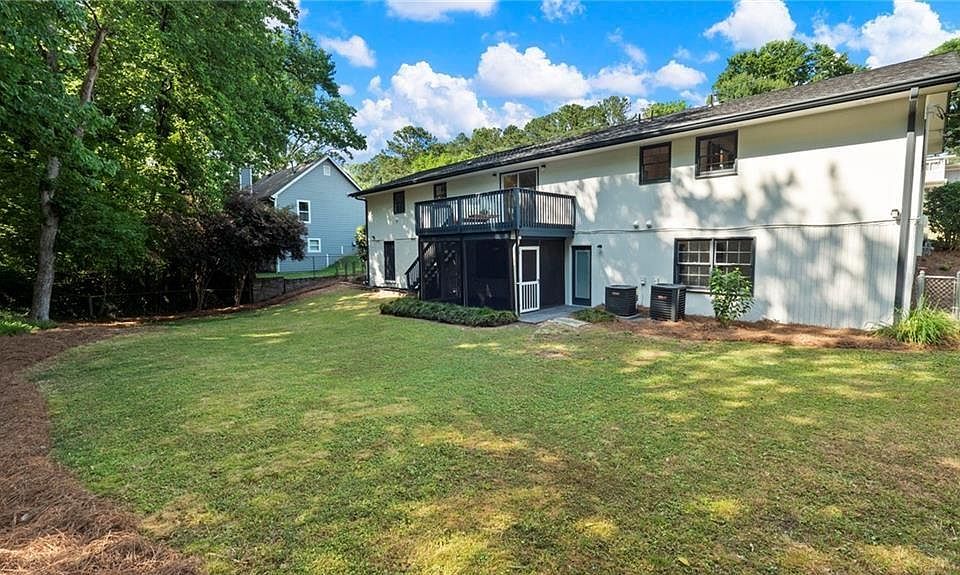 2nd image of 4078 Admiral Dr
