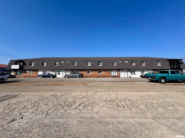 6176 Bayer Cir, Carterville, IL 62918