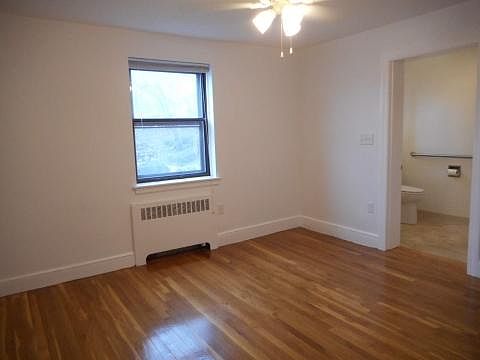 2nd image of 26 Wiltshire Rd