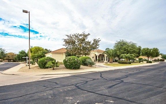 2nd image of 11090 E Del Timbre Dr