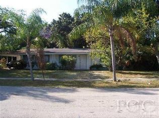 10320 McGregor Blvd, Fort Myers, FL 33919