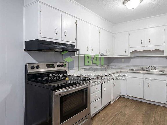 5th image of 3460 Mayfield Rd