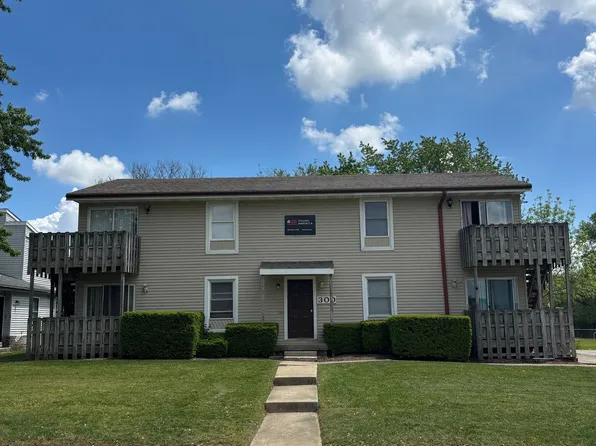 300 College Park Drive, 300 College Park Dr #3, Normal, IL 61761