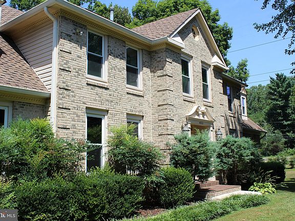 2nd image of 4800 N Hill Dr