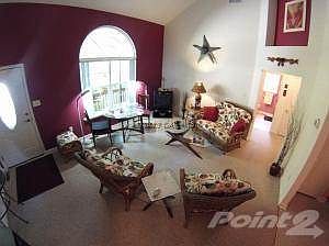 6 Robin Hood Trl Family Room 2
