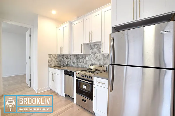 Rented by null | media 11