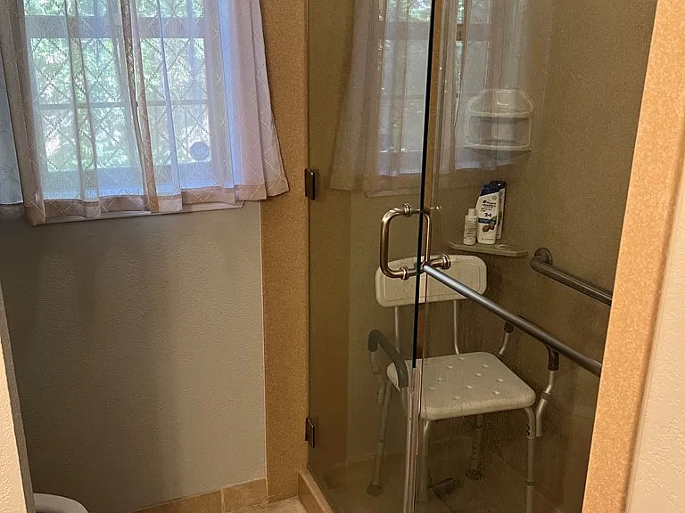102 Aspen Dr — Photo 14