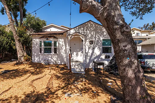 132 Crandall Way Photo 1