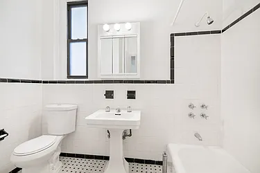 Rented by Akelius Real Estate Management