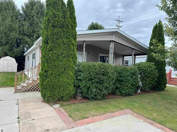 5232 E Broadway Rd #151, Mount Pleasant, MI 48858