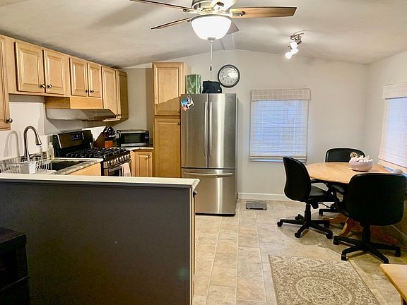 3rd image of 41 Pine St #20
