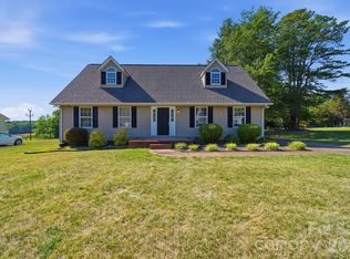 313 Sunrise Cir, Shelby, NC 28150
