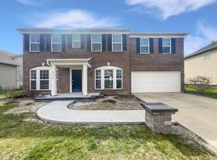 6234 N Woods Edge Dr, McCordsville, IN 46055