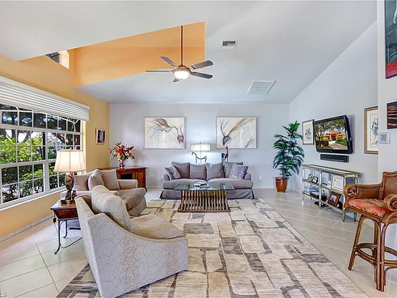 5th image of 9860 El Greco Cir