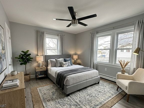 3rd image of 136 Raritan Rd