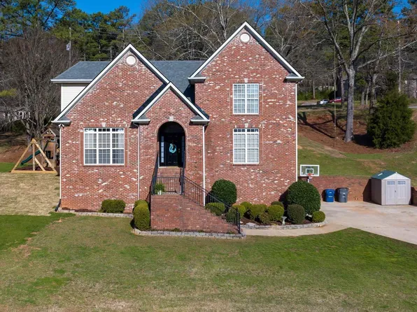 6614 Hunter Cir, Trussville, AL 35173