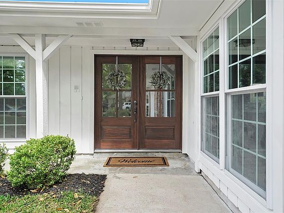3rd image of 12442 Nova Dr