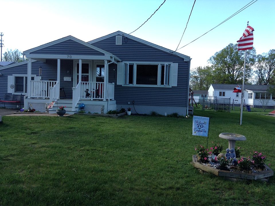 2nd image of 70 Crystal St