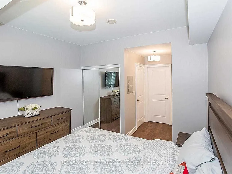 80 Absolute Ave #1209 — Photo 10