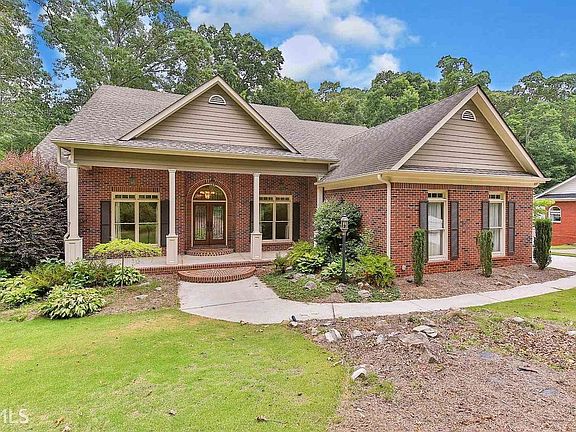 2nd image of 3650 Millers Pond Way