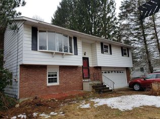 12 Silver Ln, Burnt Hills, NY 12027