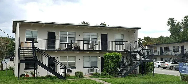 1 bed, 1.0 bath, $890 — Photo 1