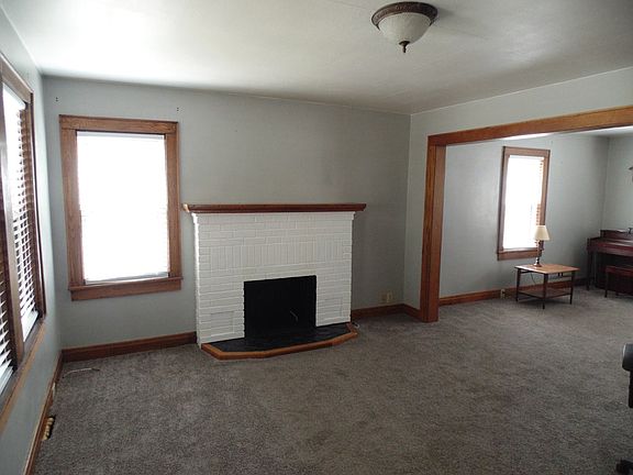 5th image of 850 4th St
