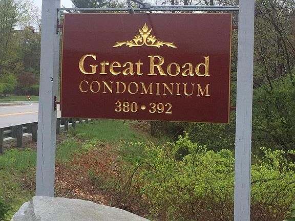 3rd image of 384 Great Rd #103